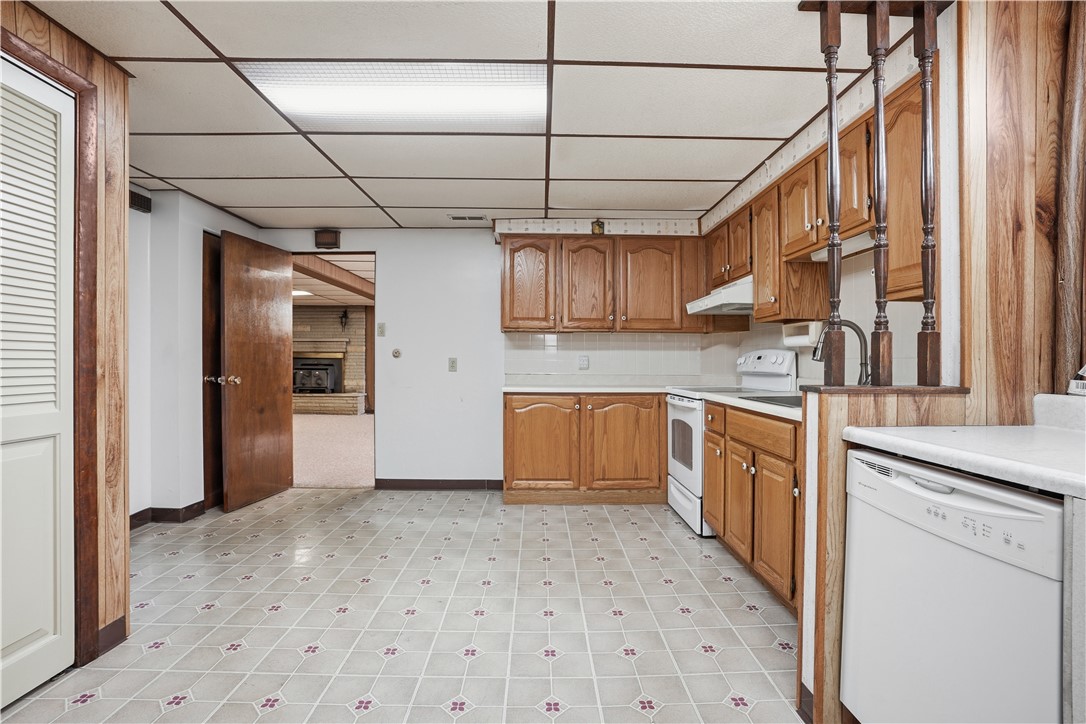 1618 Ridge Ave