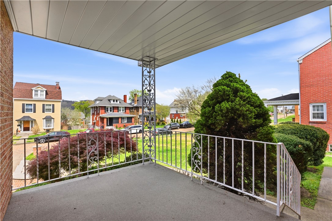 1618 Ridge Ave