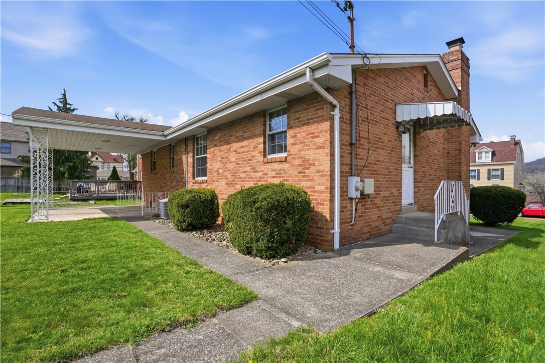 1618 Ridge Ave