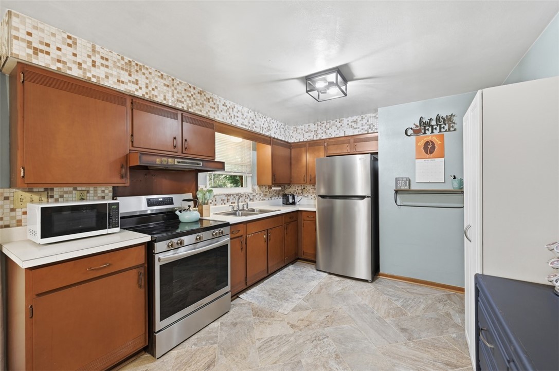 28 Guinn Dr