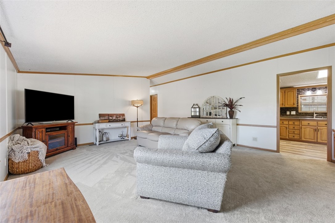 10 North Rock Lake Court