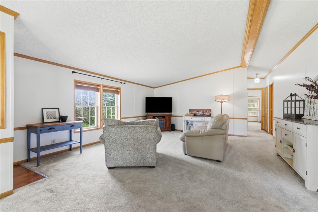 10 North Rock Lake Court