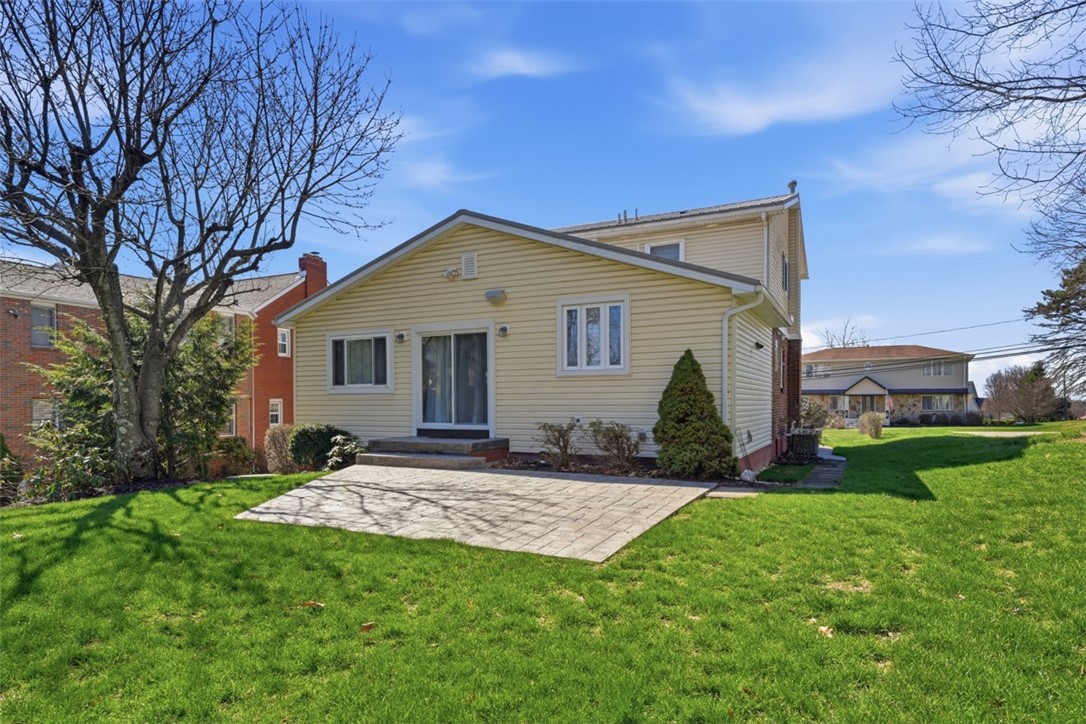 32 Herbst Rd