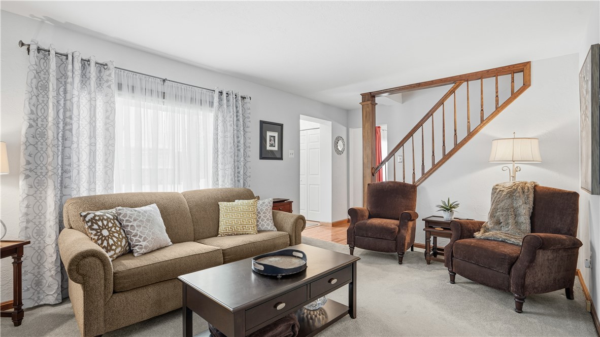 32 Herbst Rd