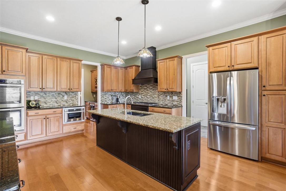 195 Seneca PL