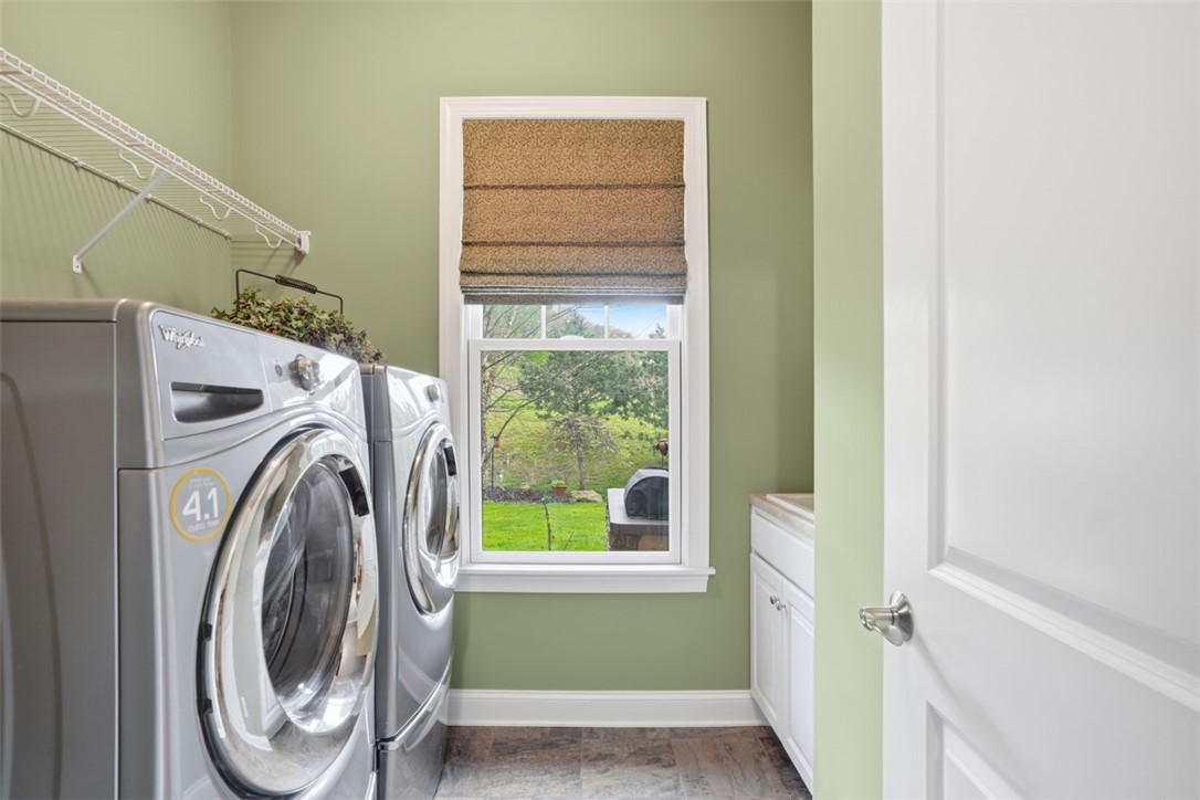 195 Seneca PL
