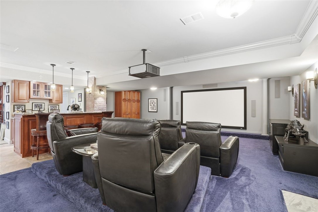 1040 Chanticleer Dr