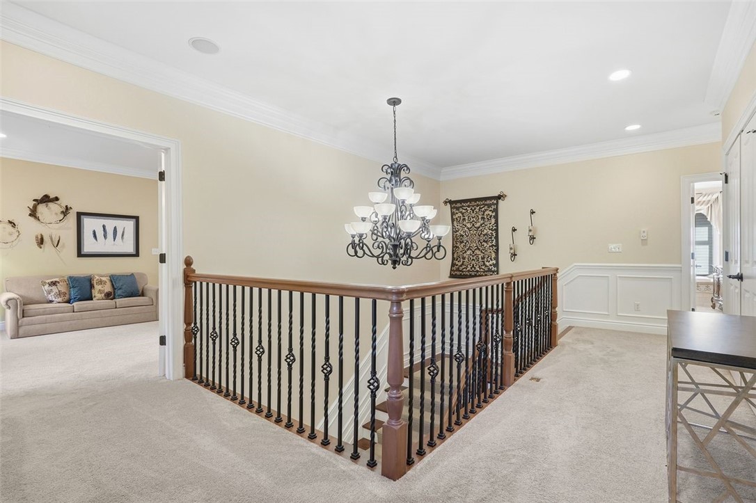 1040 Chanticleer Dr