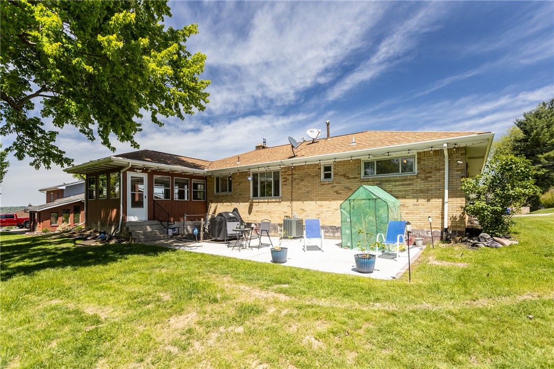 1348 Bechtel St