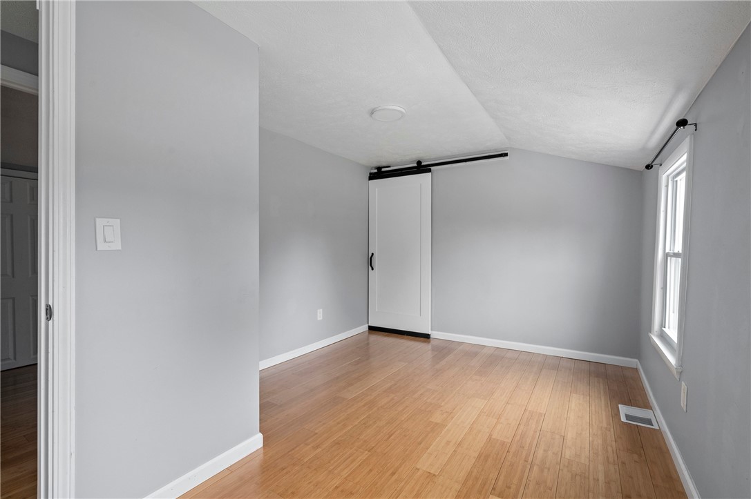 126 8th Ave