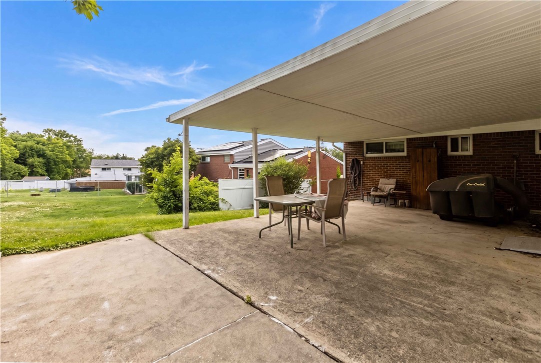 203 Burch Dr