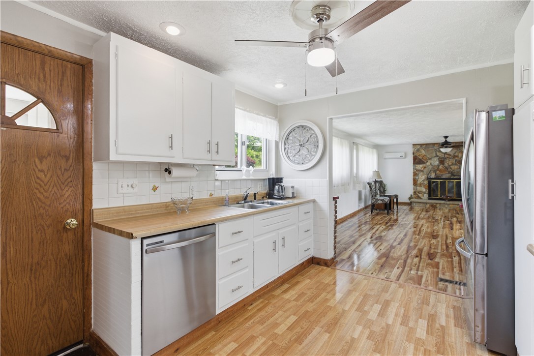 203 Burch Dr