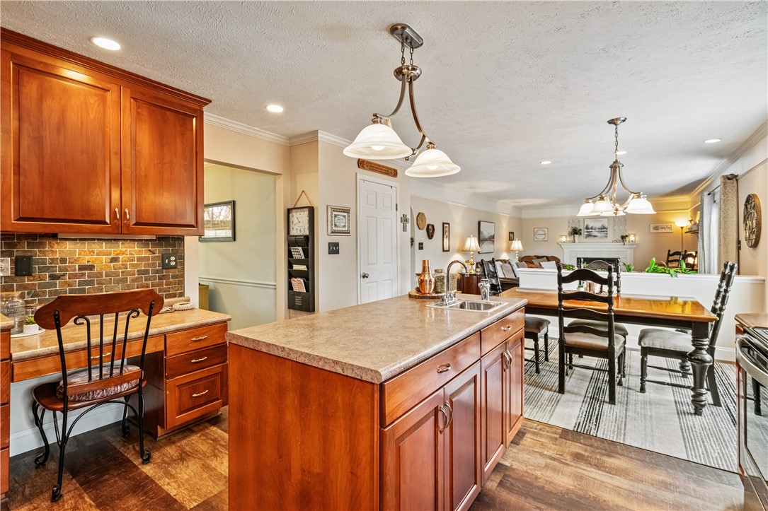 105 Forest Glen Dr