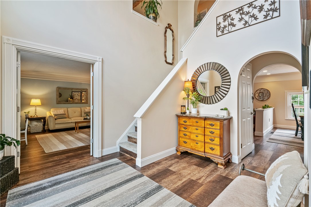105 Forest Glen Dr