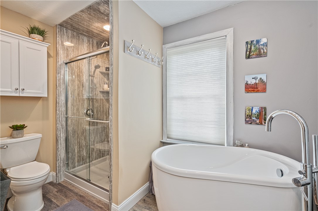 105 Forest Glen Dr