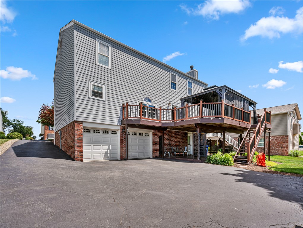 105 Forest Glen Dr