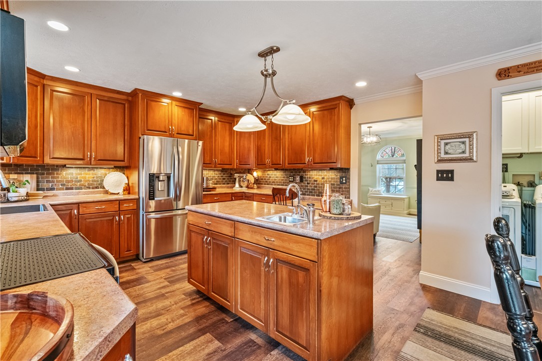 105 Forest Glen Dr