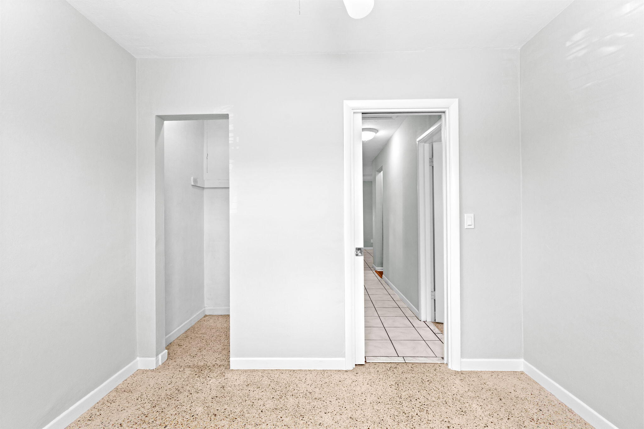 1439 W Broome Street