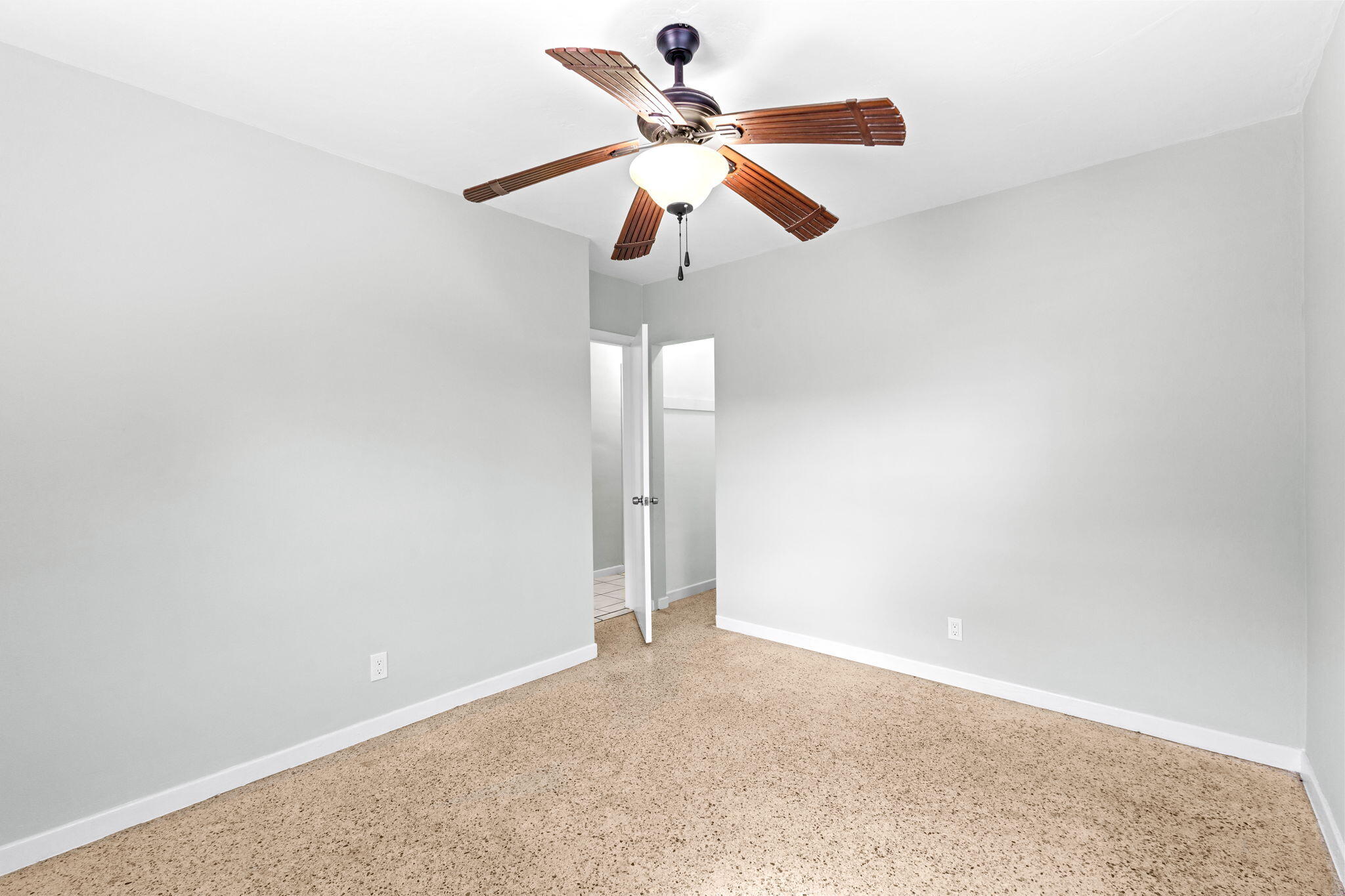 1439 W Broome Street