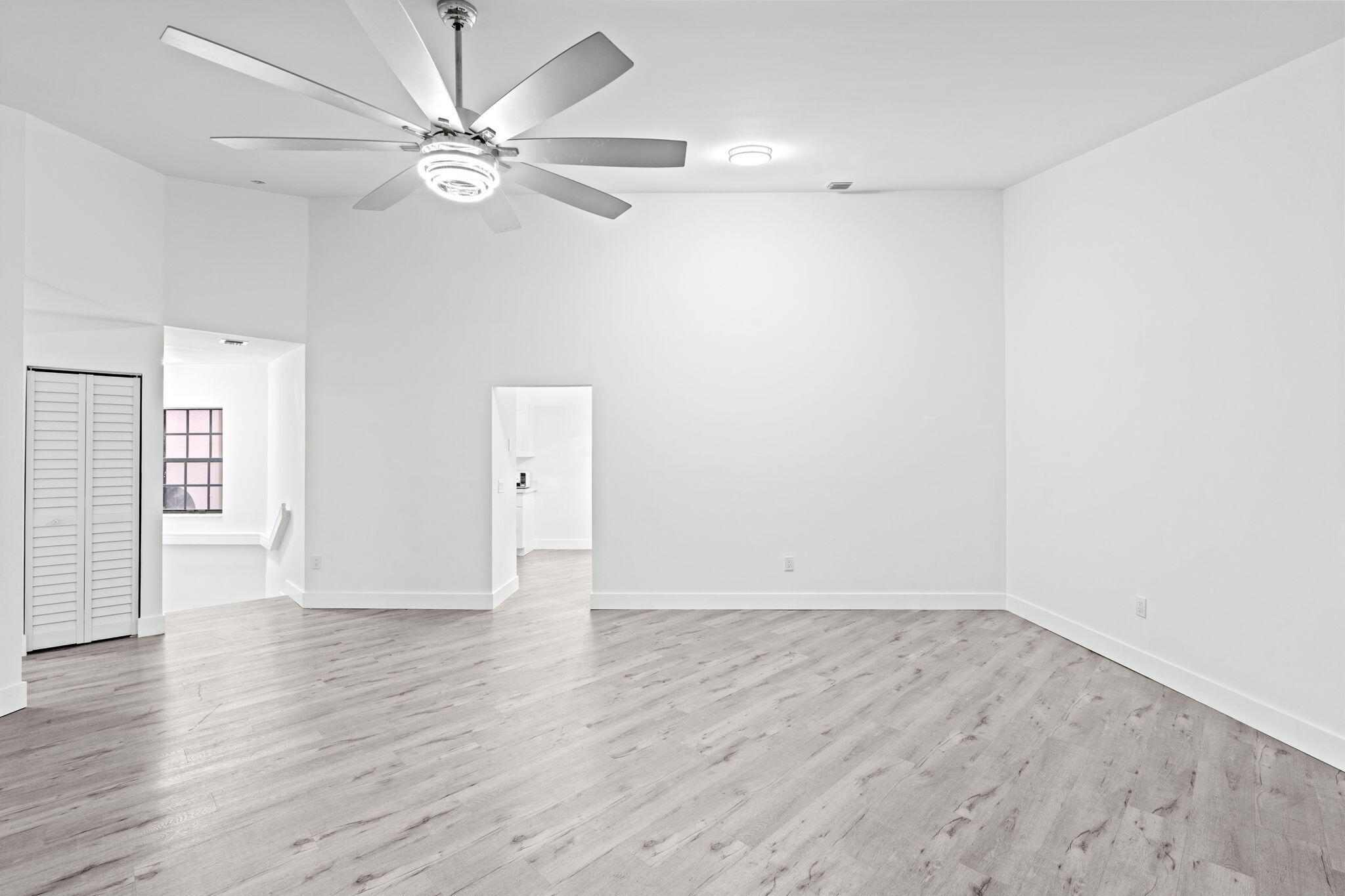 5131 Europa Drive I