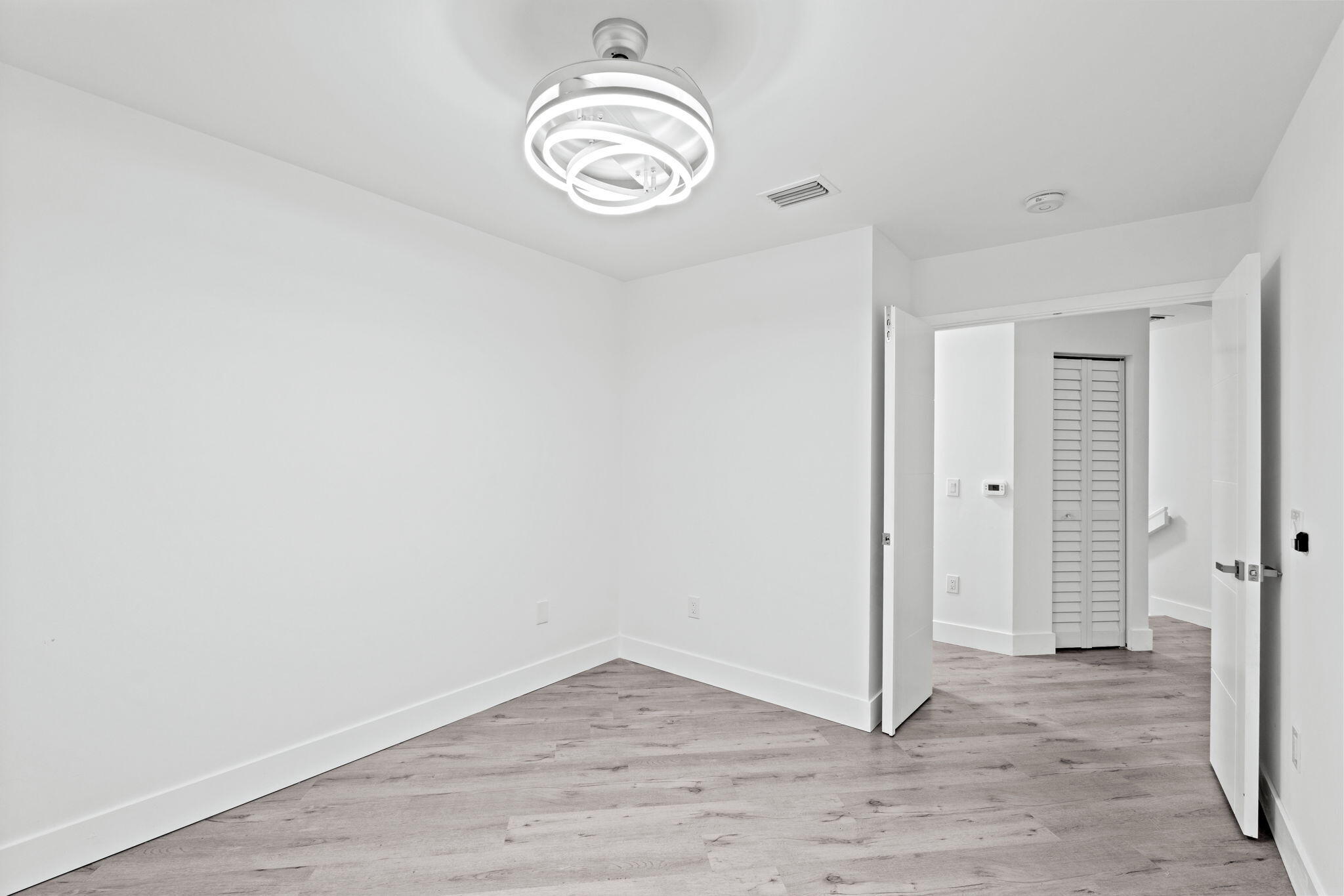 5131 Europa Drive I