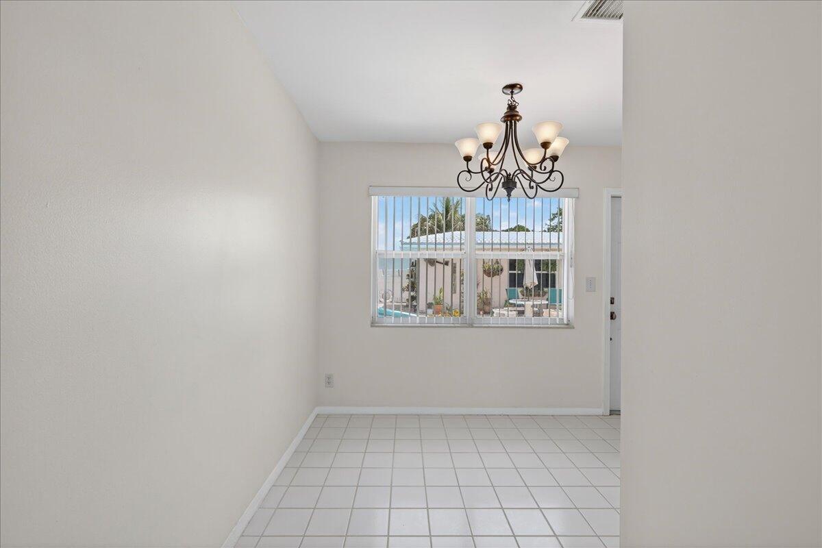 1016 N 16th Avenue 3