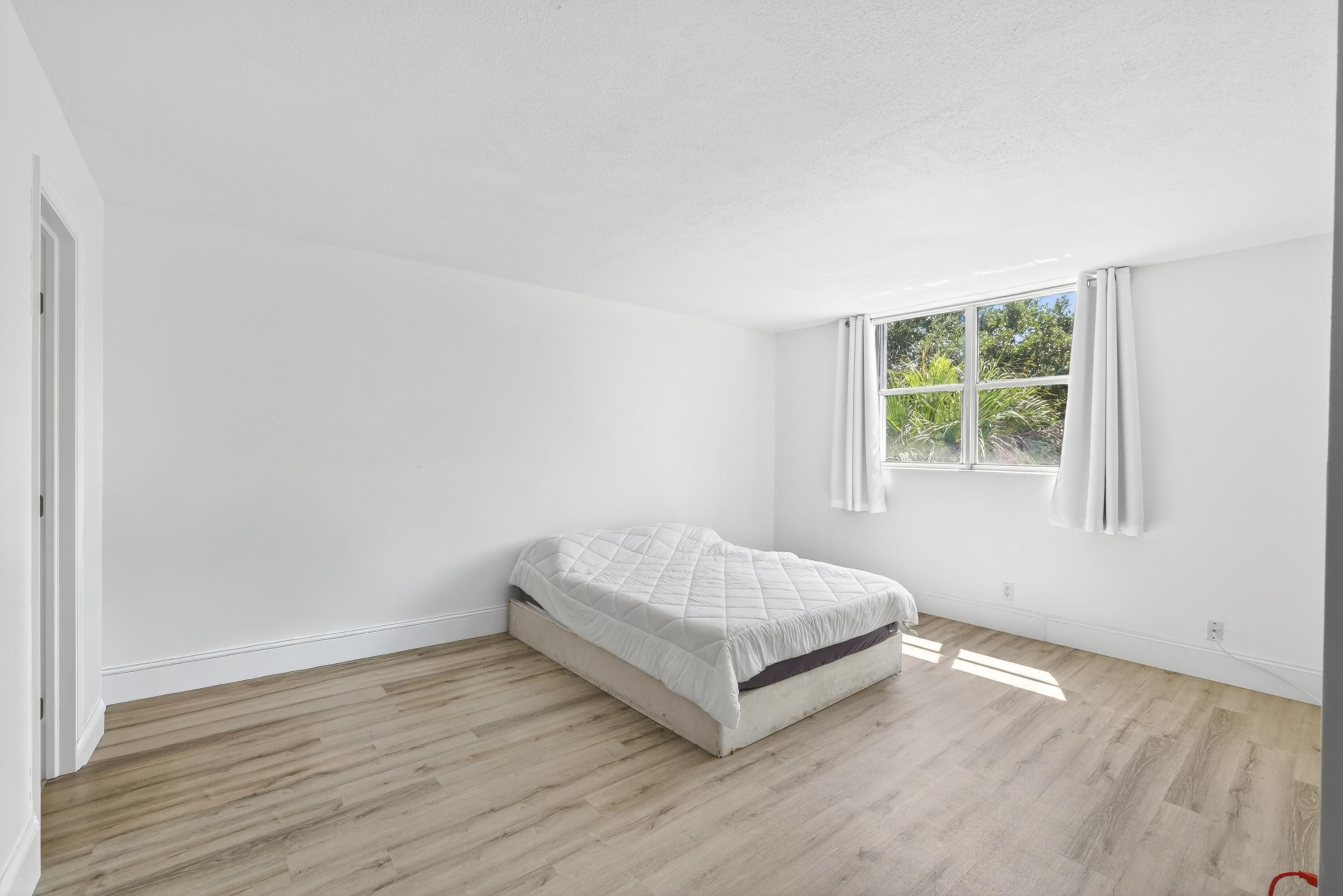 5961 NW 2nd Avenue #302