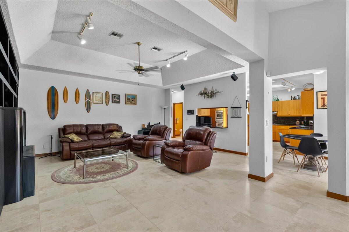 5044 NW 81st Avenue