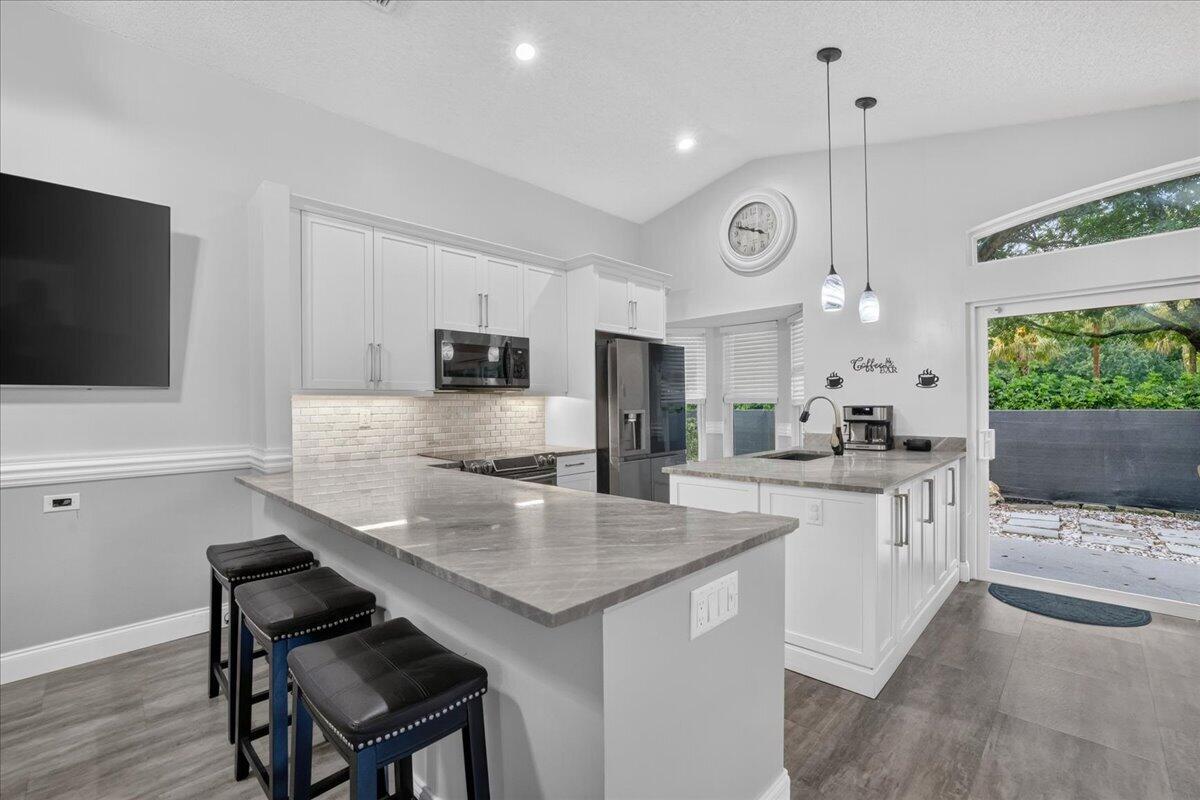 5435 NW 50th Court