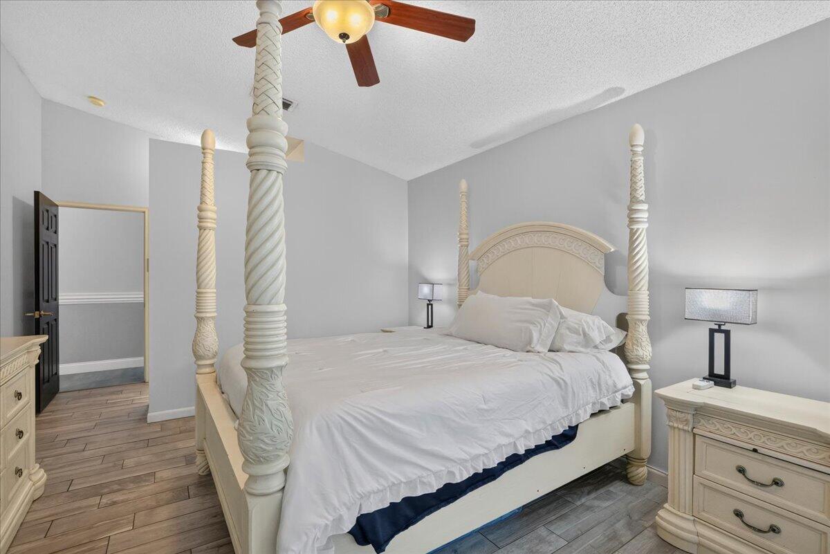 5435 NW 50th Court