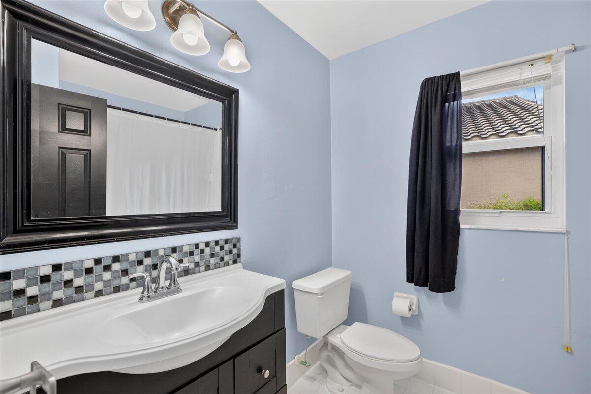 5435 NW 50th Court