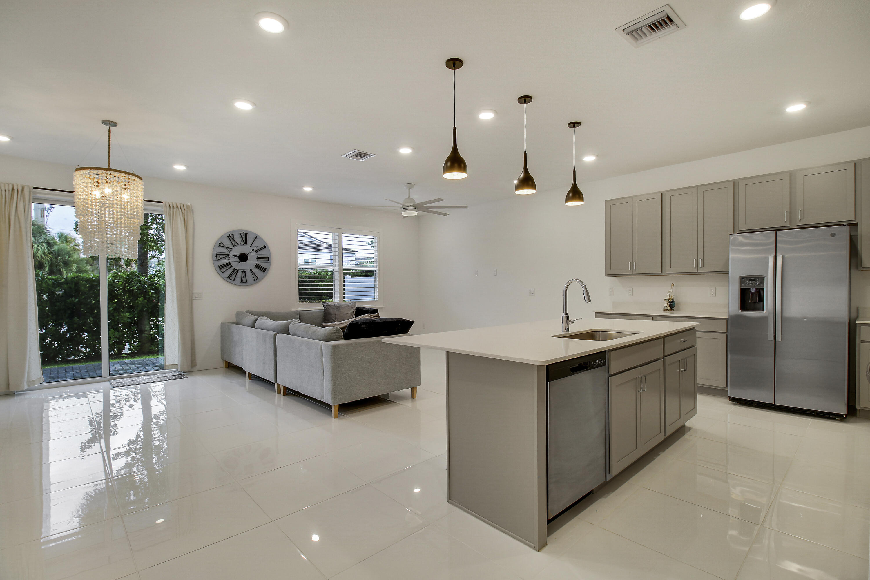 205 Preserve Trail S 602 Stuart Fl Us 34994 B26081377