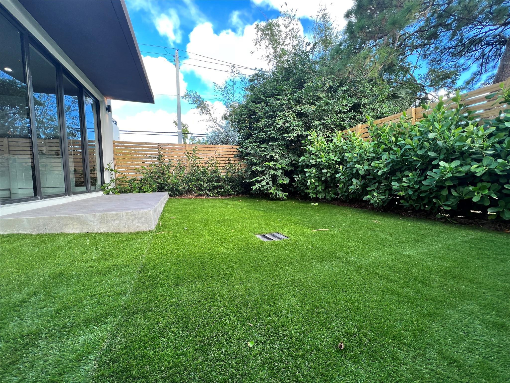 1292 NE 35th Street