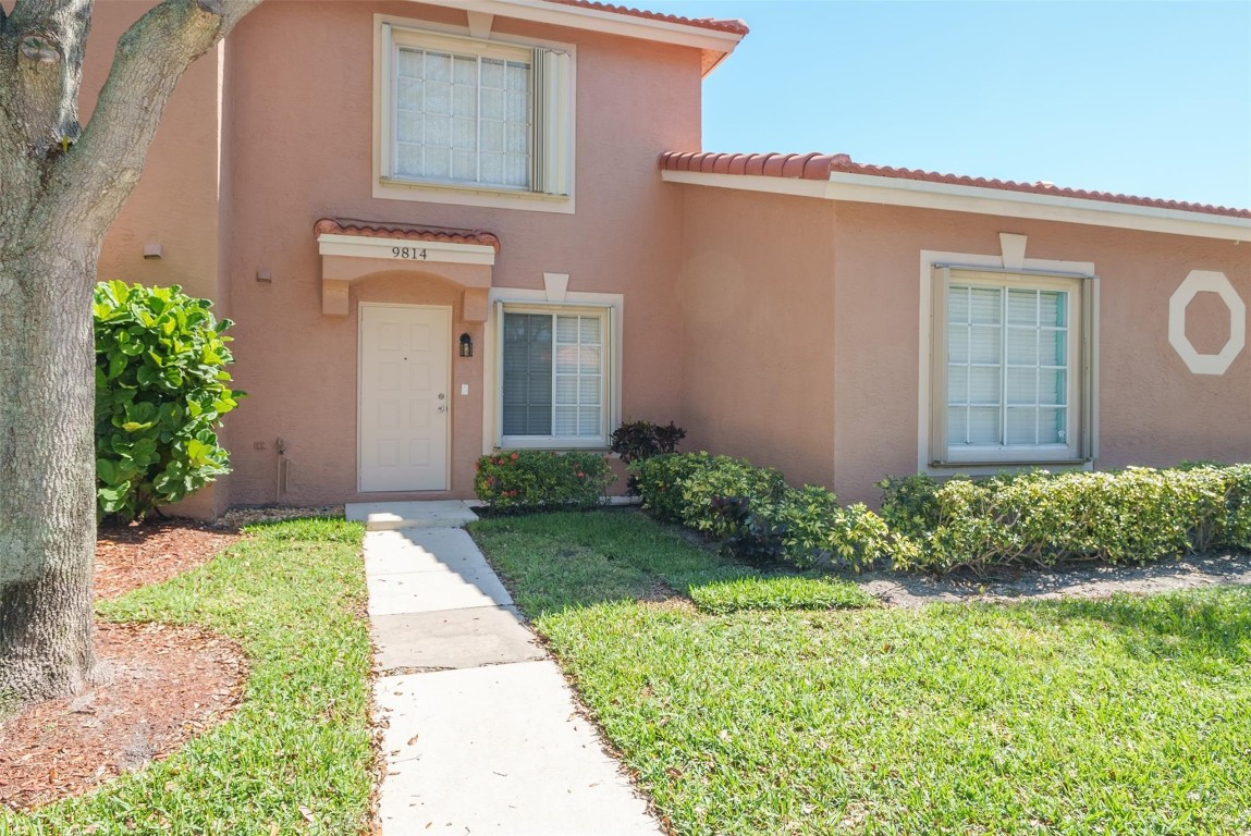 9814 Kamena Circle