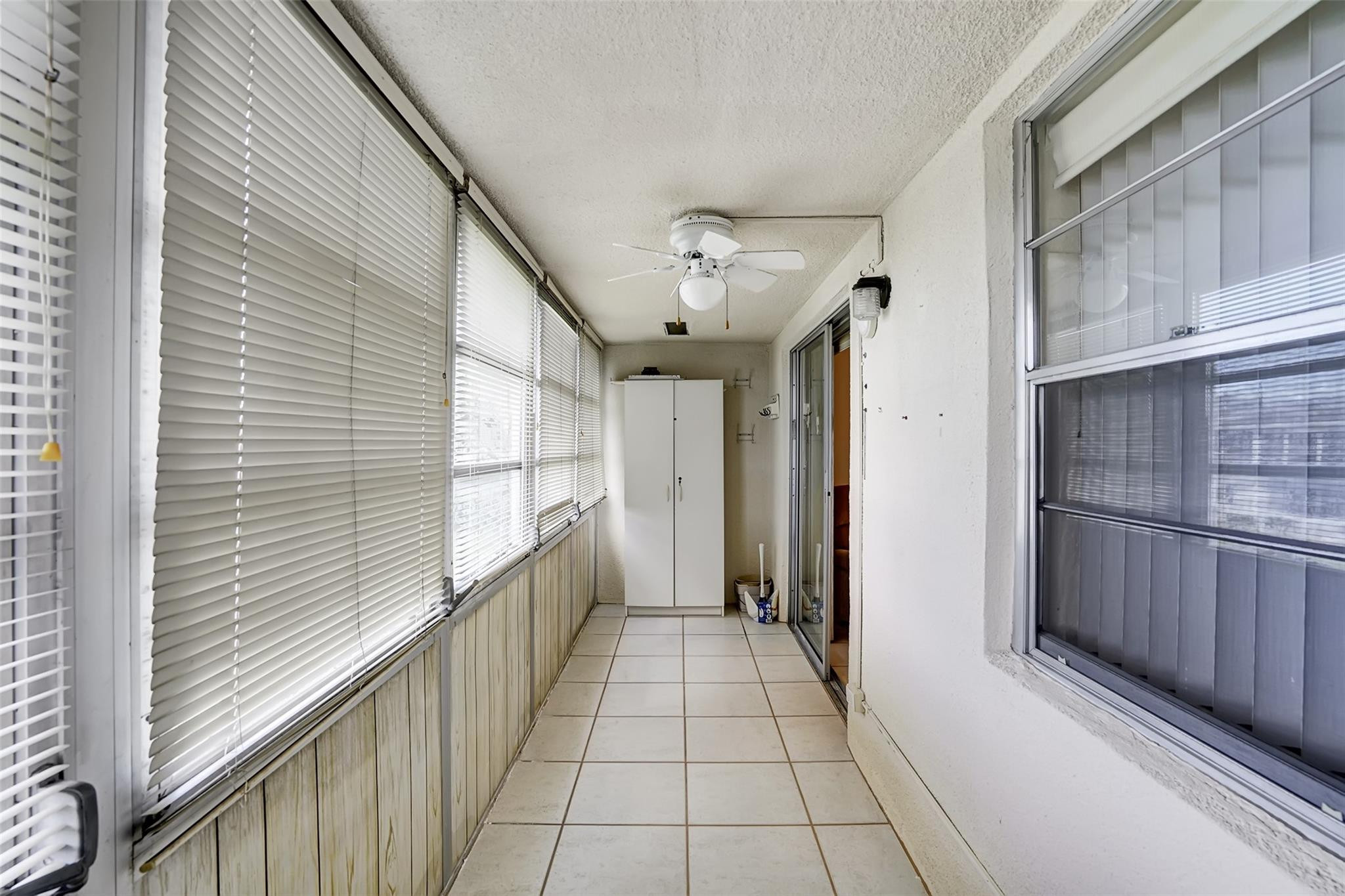 206 Farnham I 206