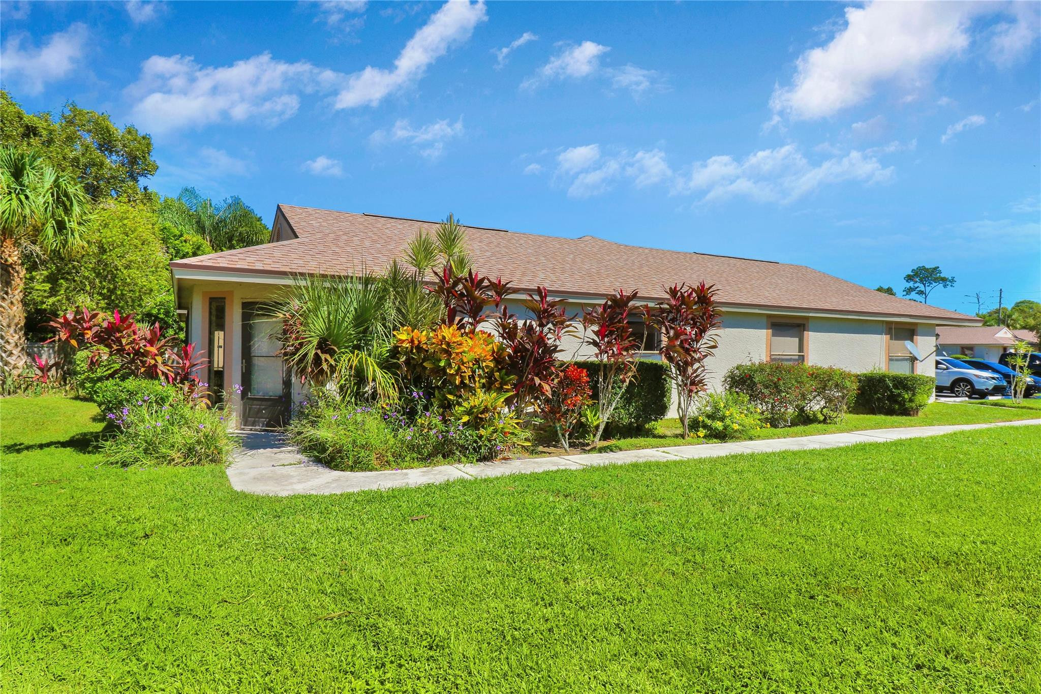 2816 Stoneway Lane