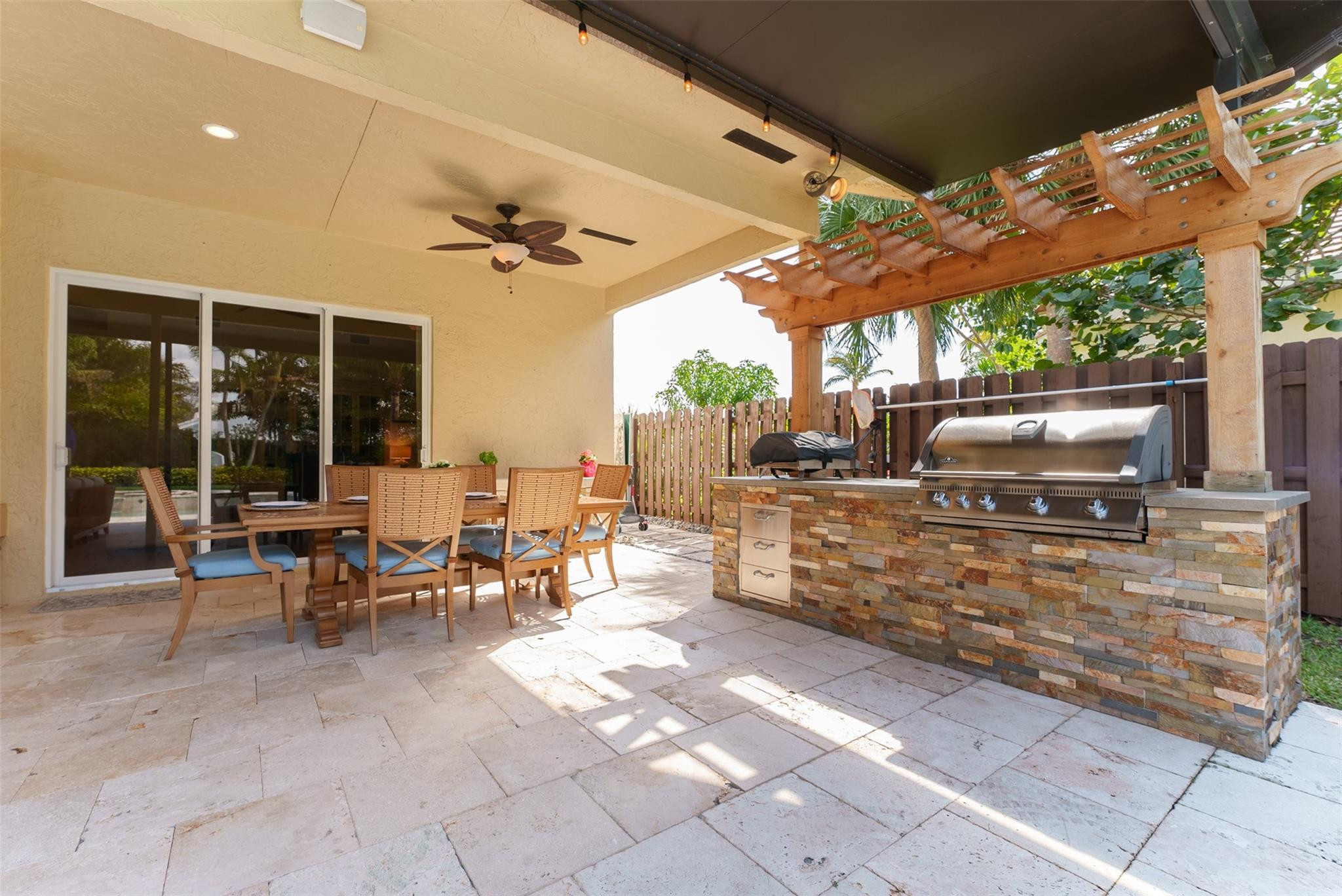 13439 Bradfords Wharf