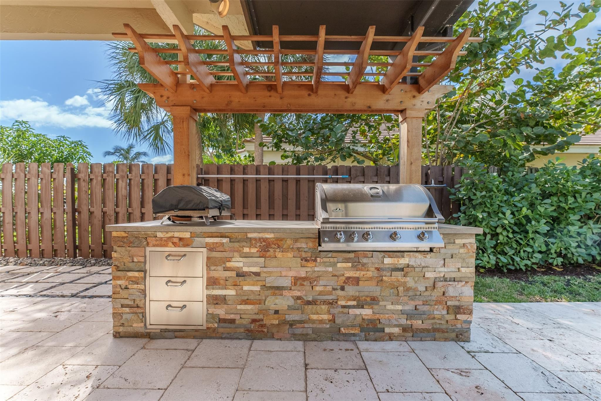 13439 Bradfords Wharf