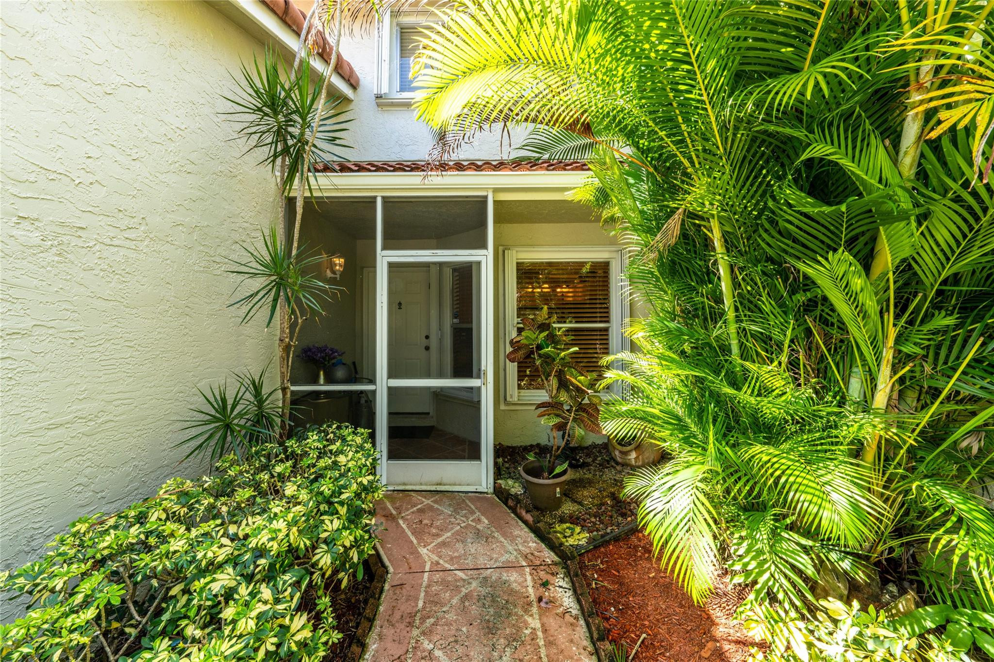 7558 S Pinewalk Drive 7558