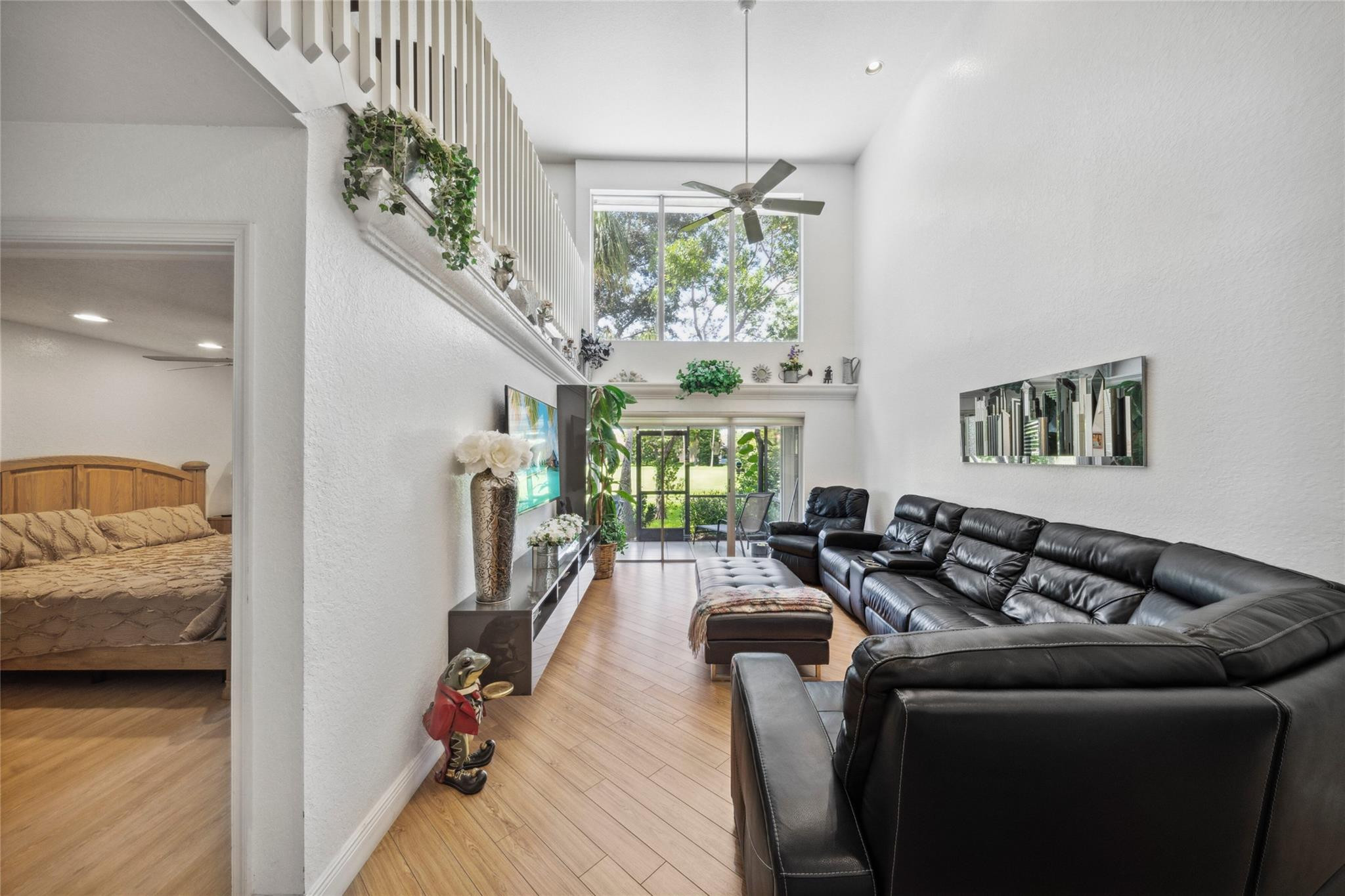 7558 S Pinewalk Drive 7558