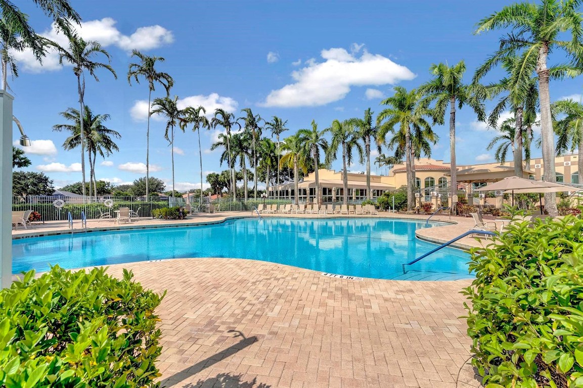 12468 Crystal Pointe Drive 202