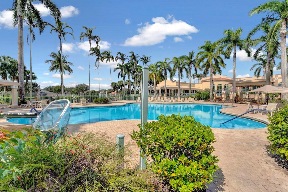 12468 Crystal Pointe Drive 202