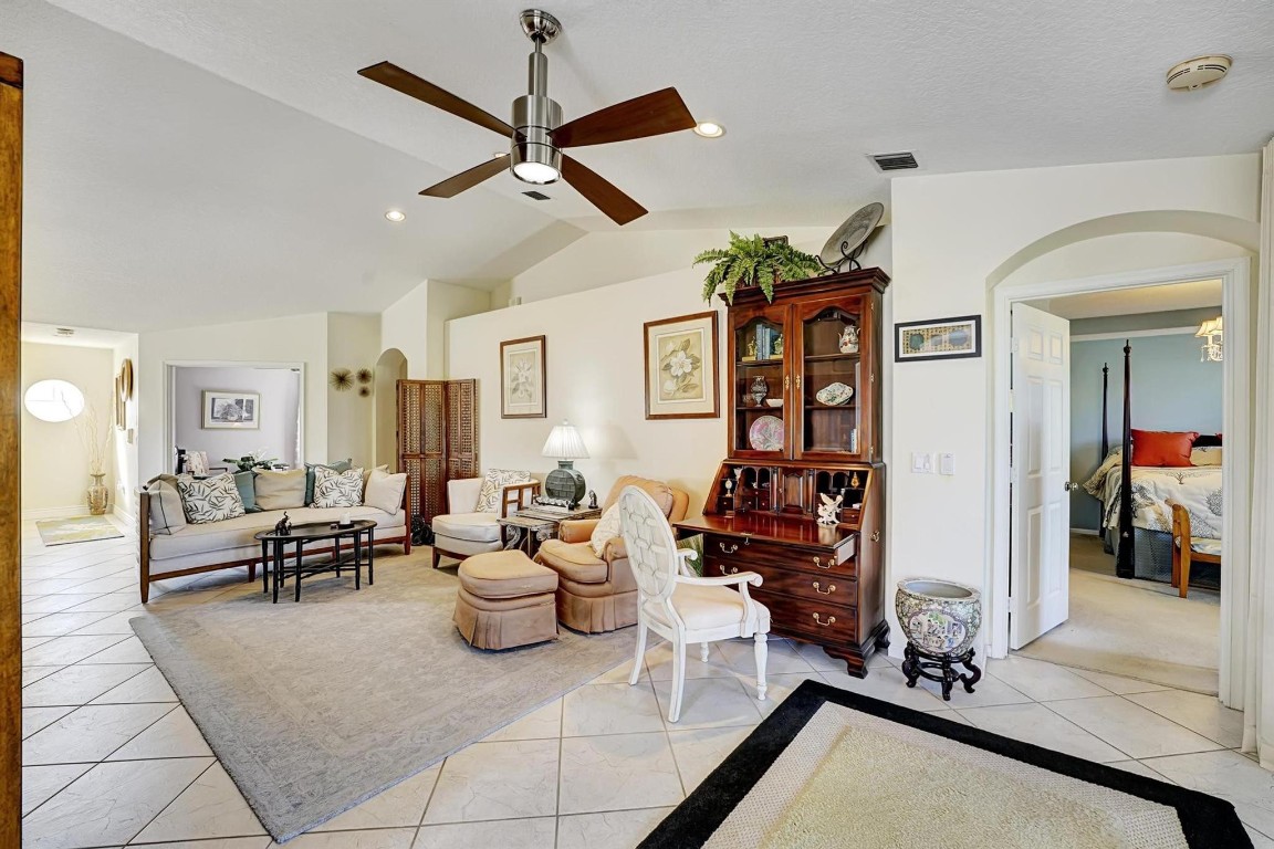 12468 Crystal Pointe Drive 202