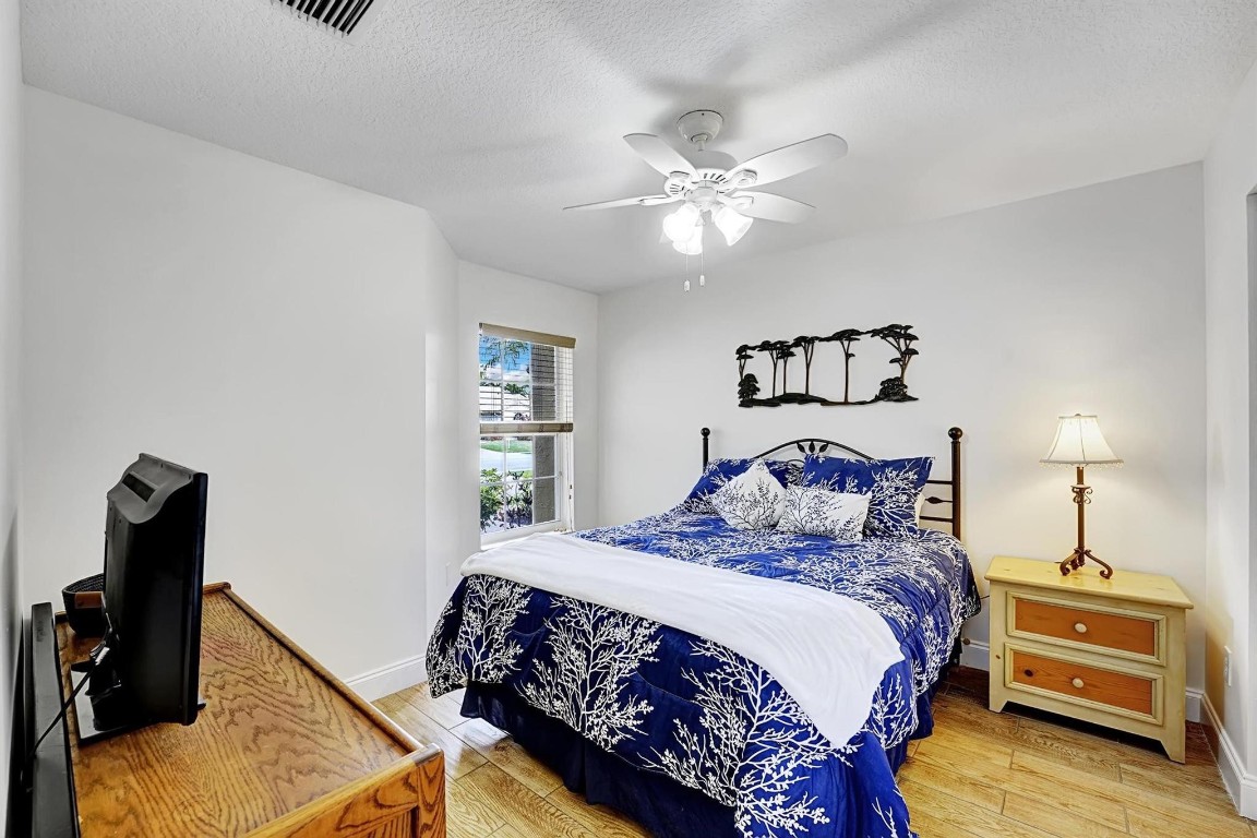 9591 Lake Serena Drive