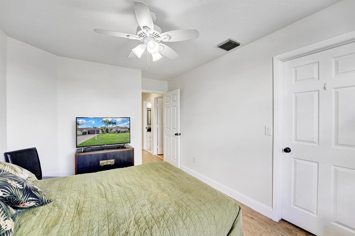 9591 Lake Serena Drive