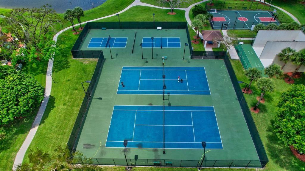 9591 Lake Serena Drive