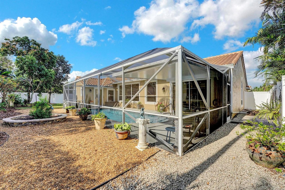 9591 Lake Serena Drive