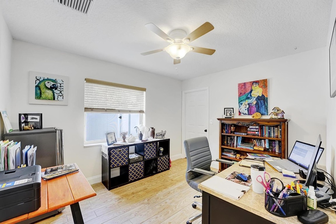 9591 Lake Serena Drive