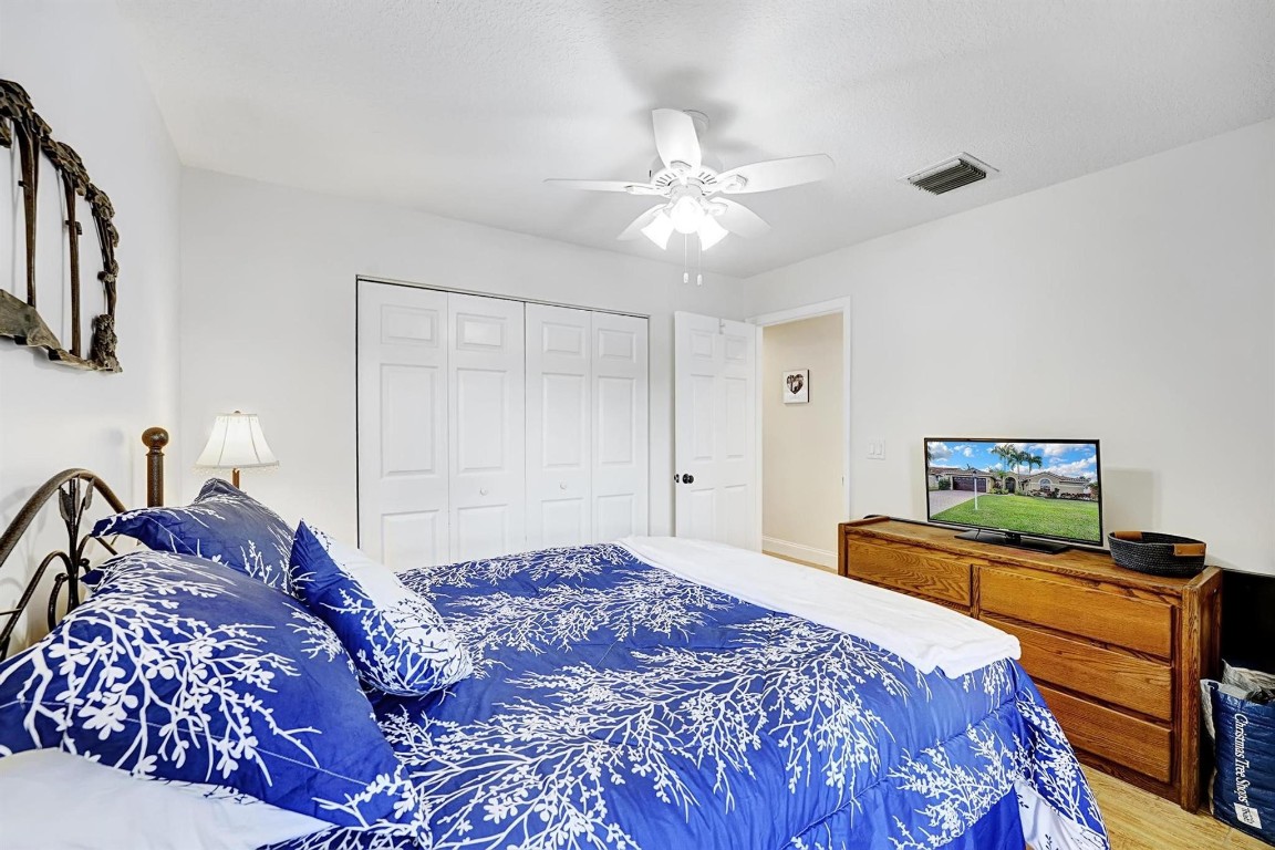 9591 Lake Serena Drive