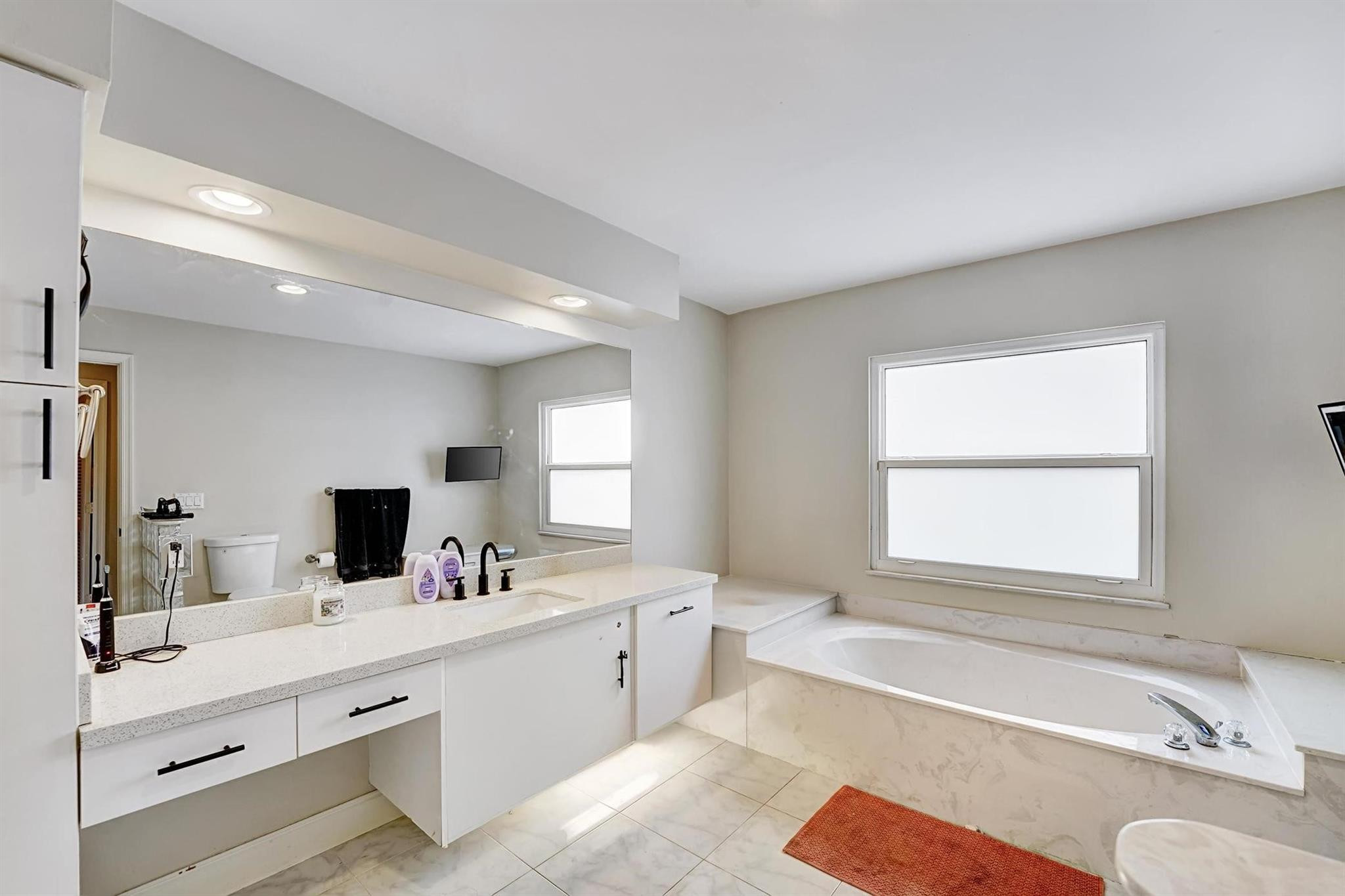 18219 Blue Lake Way